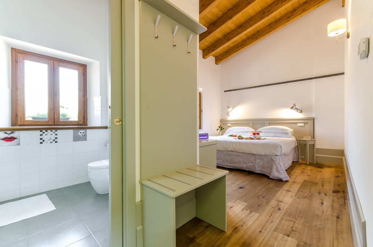 Santacroce Guesthouse Abruzzoスルモナ エクステリア 写真