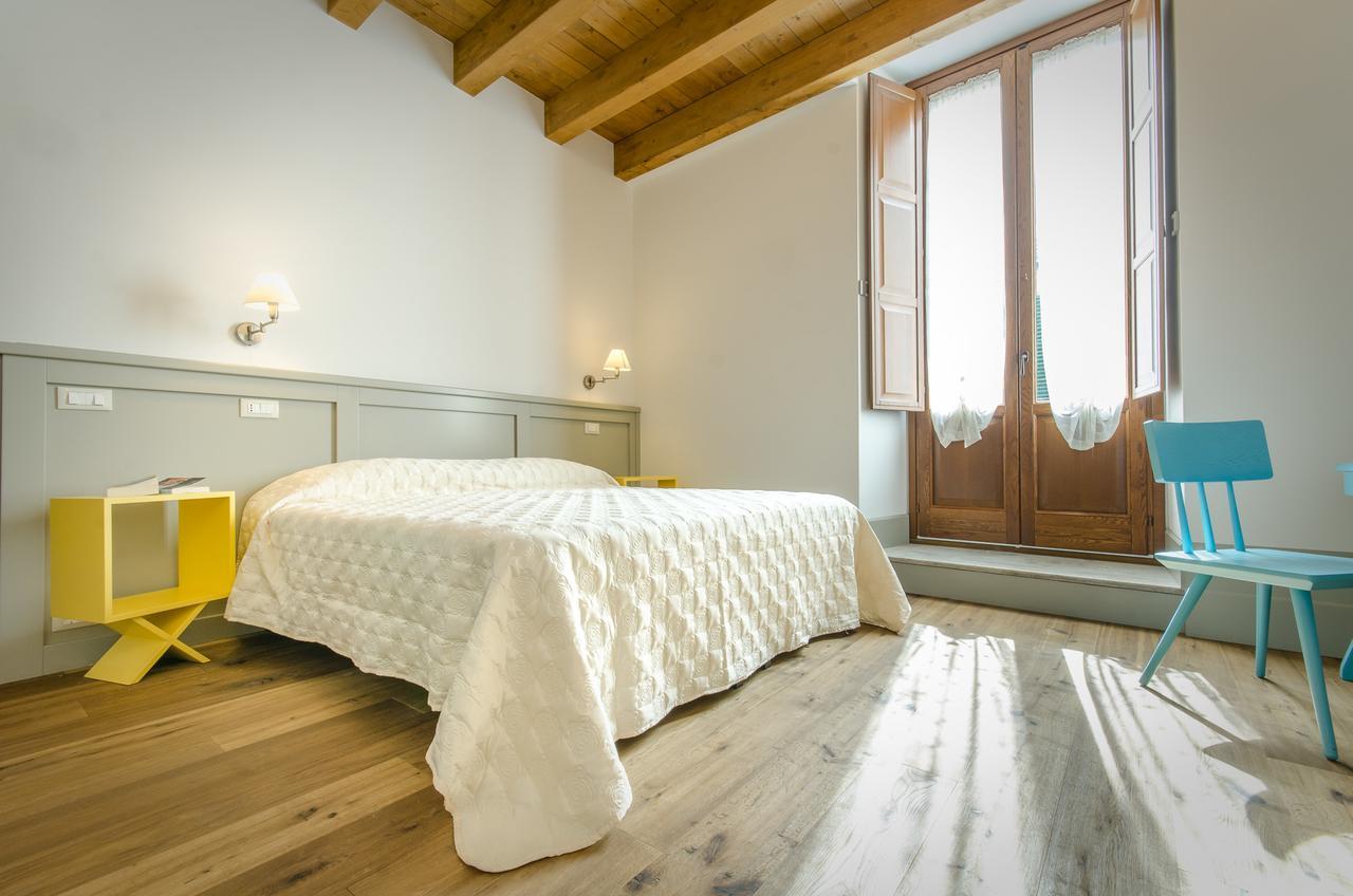 Santacroce Guesthouse Abruzzoスルモナ エクステリア 写真